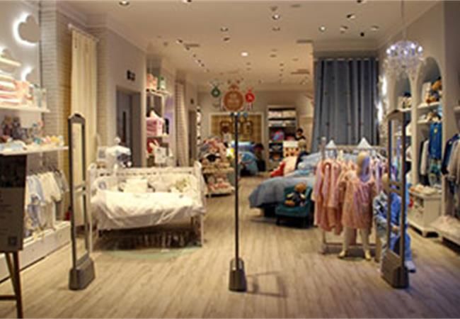 如何提高合肥童裝店裝修的趣味性？童裝店面設(shè)計(jì)注意細(xì)節(jié)